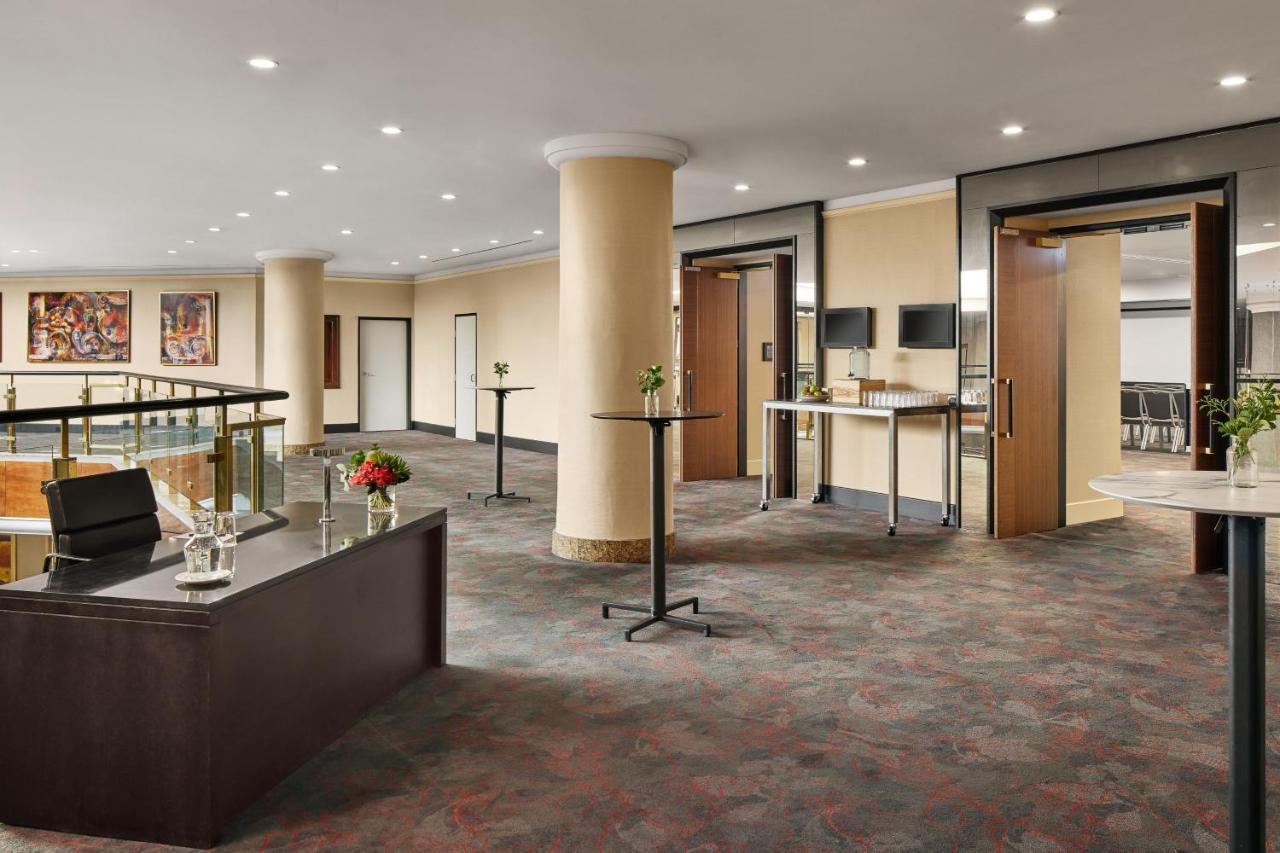 Sydney Harbour Marriott Hotel At Circular Quay Екстериор снимка The Westin Ottawa