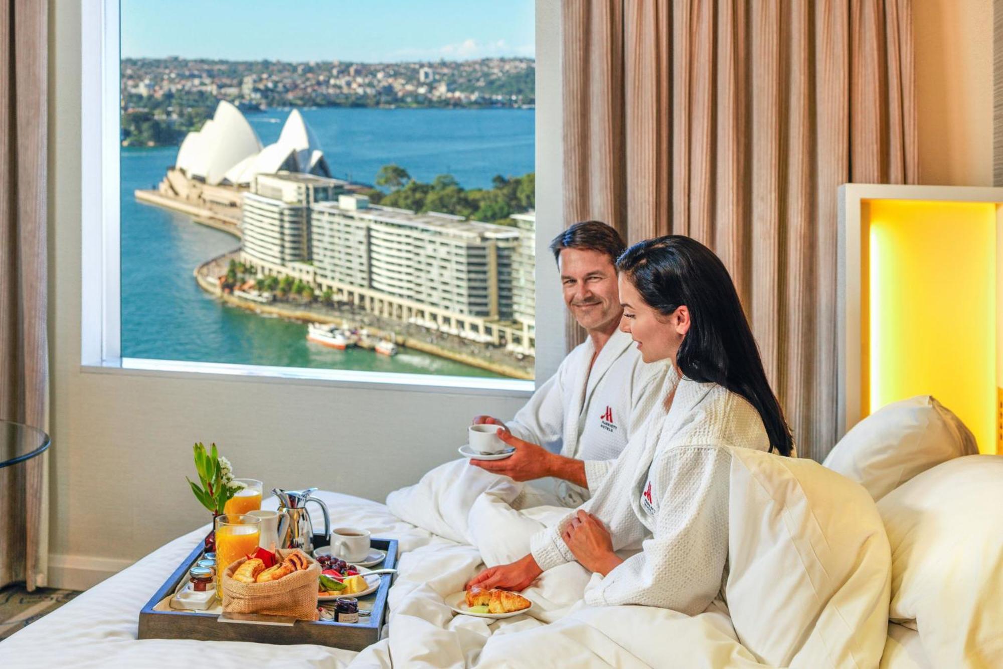 Sydney Harbour Marriott Hotel At Circular Quay Екстериор снимка A room with a view of the Sydney Opera House