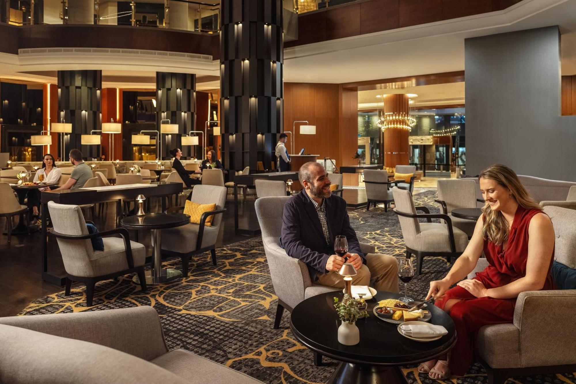 Sydney Harbour Marriott Hotel At Circular Quay Екстериор снимка The lobby